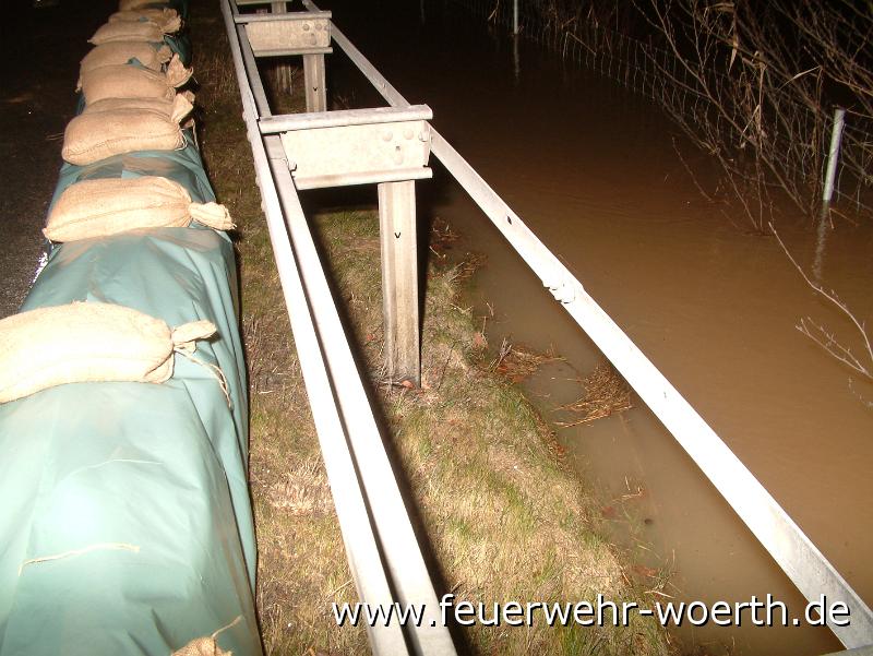 2011.01.17 Hochwassereinsatz (41).JPG
